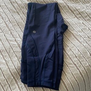 Lululemon navy blue workout pants